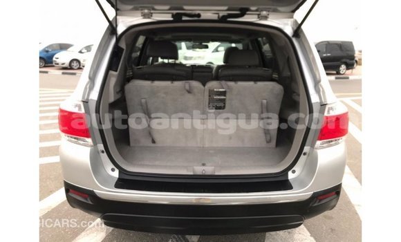 Buy Import Toyota Highlander Other Car in Import - Dubai in Antigua Buy Import Toyota Highlander Other Car in Import - Dubai in Antigua