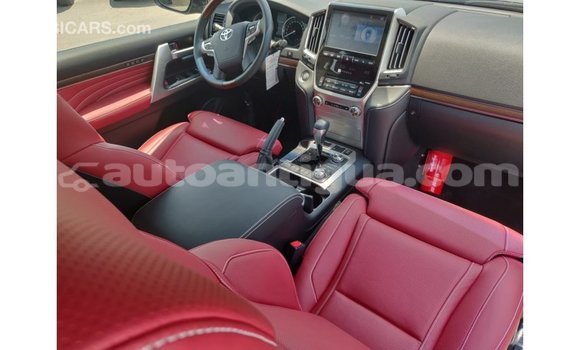 Buy Import Toyota Land Cruiser Black Car in Import - Dubai in Antigua Buy Import Toyota Land Cruiser Black Car in Import - Dubai in Antigua