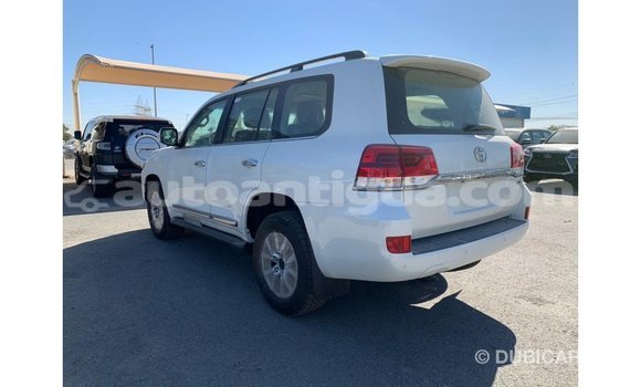 Buy Import Toyota Land Cruiser White Car in Import - Dubai in Antigua Buy Import Toyota Land Cruiser White Car in Import - Dubai in Antigua