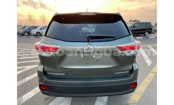 Buy Import Toyota Highlander Green Car in Import - Dubai in Antigua Buy Import Toyota Highlander Green Car in Import - Dubai in Antigua