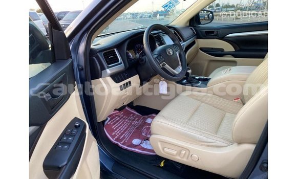 Buy Import Toyota Highlander Blue Car in Import - Dubai in Antigua Buy Import Toyota Highlander Blue Car in Import - Dubai in Antigua