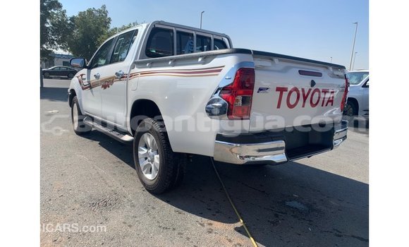 Buy Import Toyota Hilux White Car in Import - Dubai in Antigua Buy Import Toyota Hilux White Car in Import - Dubai in Antigua