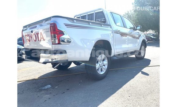 Buy Import Toyota Hilux White Car in Import - Dubai in Antigua Buy Import Toyota Hilux White Car in Import - Dubai in Antigua