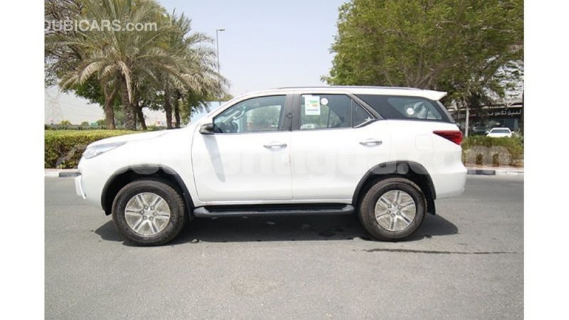 Big with watermark toyota fortuner antigua import dubai 1573