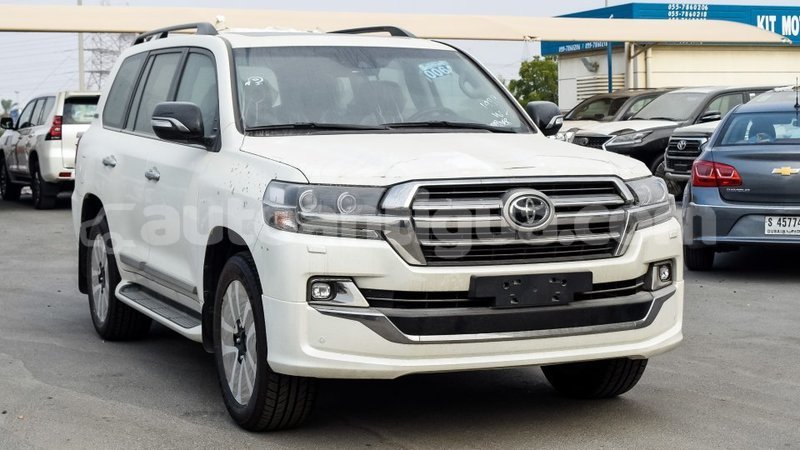 Big with watermark toyota land cruiser antigua import dubai 1575
