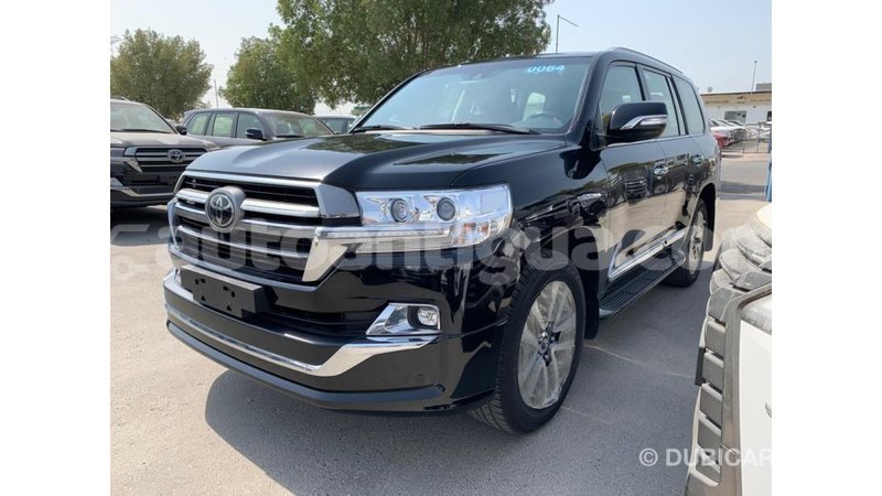 Big with watermark toyota land cruiser antigua import dubai 1595