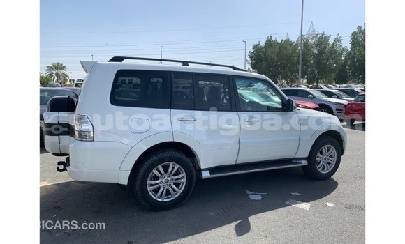 Buy Import Mitsubishi Pajero White Car in Import - Dubai in Antigua Buy Import Mitsubishi Pajero White Car in Import - Dubai in Antigua
