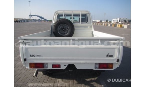 Buy Import Toyota Land Cruiser White Car in Import - Dubai in Antigua Buy Import Toyota Land Cruiser White Car in Import - Dubai in Antigua