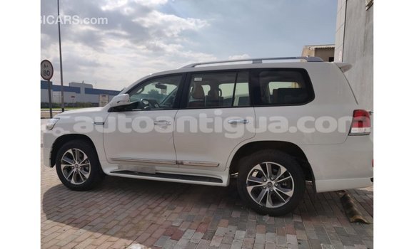 Buy Import Toyota Land Cruiser White Car in Import - Dubai in Antigua Buy Import Toyota Land Cruiser White Car in Import - Dubai in Antigua