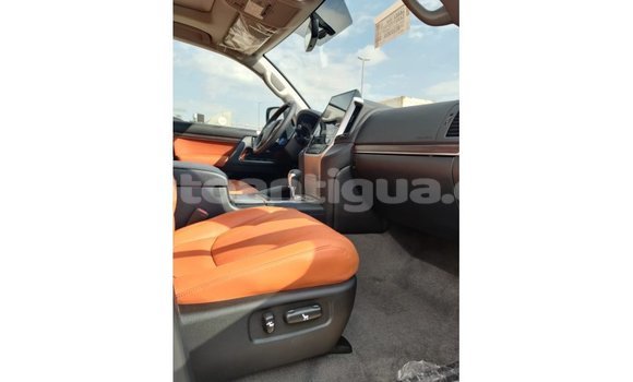 Buy Import Toyota Land Cruiser White Car in Import - Dubai in Antigua Buy Import Toyota Land Cruiser White Car in Import - Dubai in Antigua