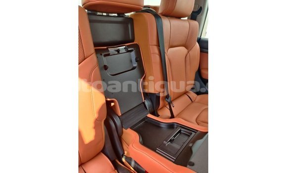 Buy Import Toyota Land Cruiser White Car in Import - Dubai in Antigua Buy Import Toyota Land Cruiser White Car in Import - Dubai in Antigua