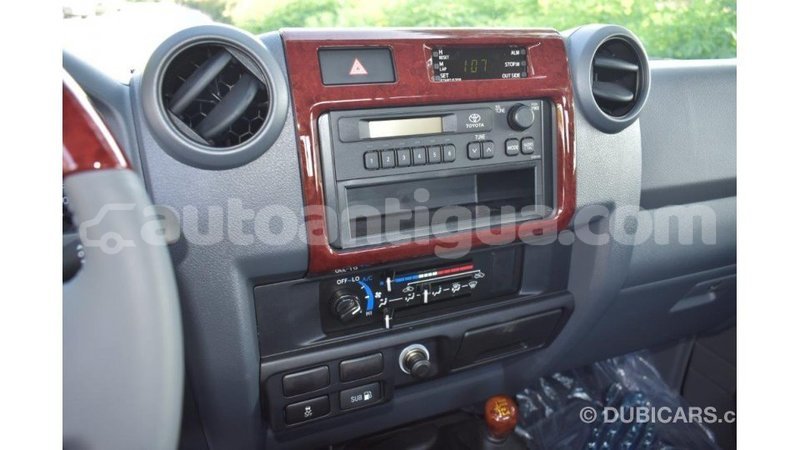Big with watermark toyota land cruiser antigua import dubai 1615
