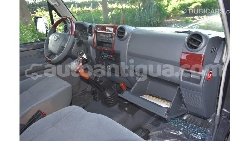 Big with watermark toyota land cruiser antigua import dubai 1615