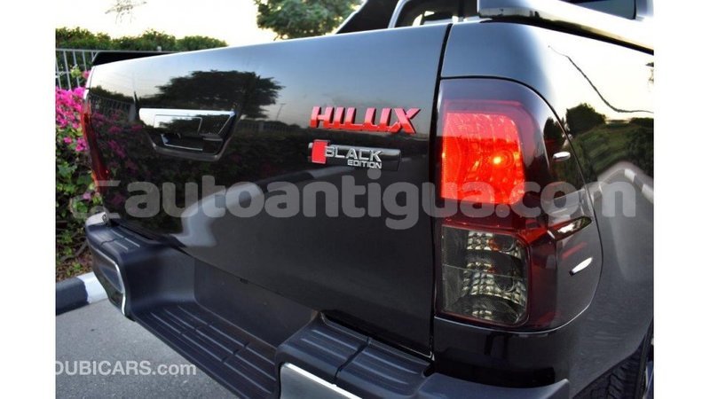 Big with watermark toyota hilux antigua import dubai 1618