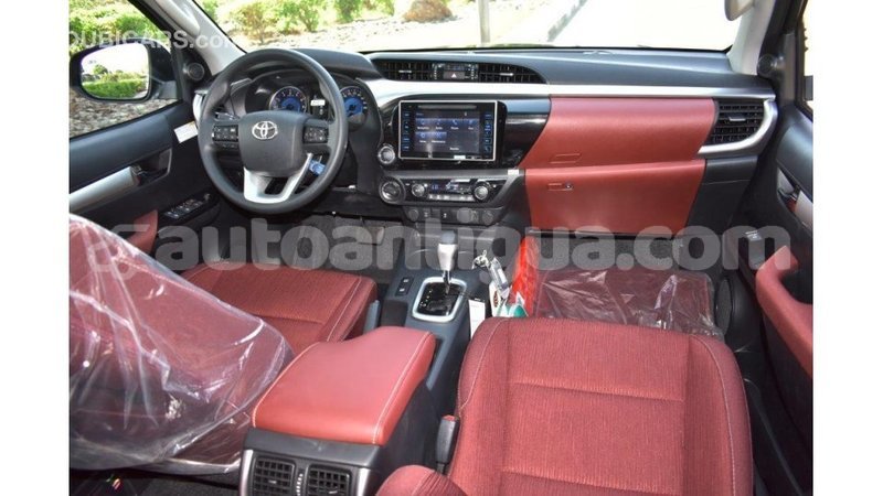 Big with watermark toyota hilux antigua import dubai 1618