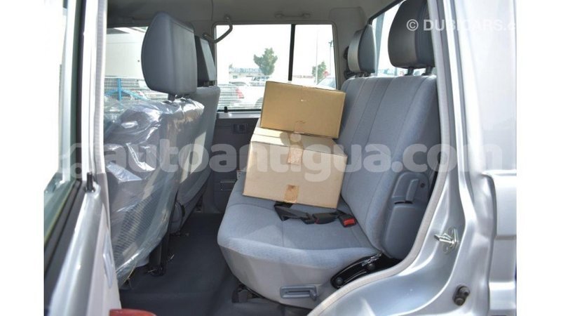 Big with watermark toyota land cruiser antigua import dubai 1620