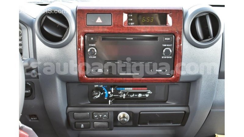 Big with watermark toyota land cruiser antigua import dubai 1620
