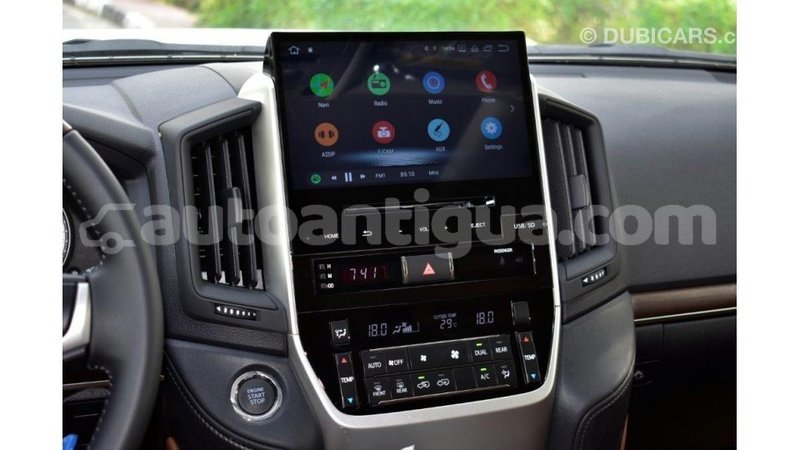 Big with watermark toyota land cruiser antigua import dubai 1621