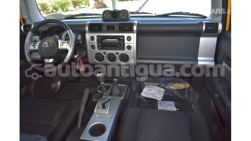 Big with watermark toyota fj cruiser antigua import dubai 1622