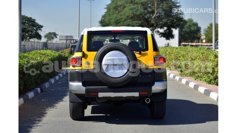 Big with watermark toyota fj cruiser antigua import dubai 1622