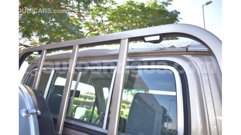 Big with watermark toyota land cruiser antigua import dubai 1624