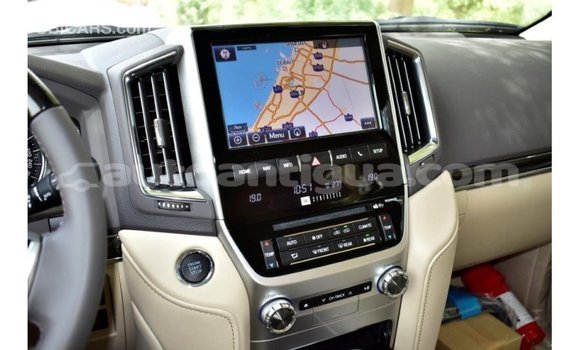 Buy Import Toyota Land Cruiser White Car in Import - Dubai in Antigua Buy Import Toyota Land Cruiser White Car in Import - Dubai in Antigua