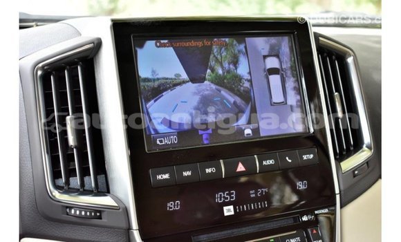 Buy Import Toyota Land Cruiser White Car in Import - Dubai in Antigua Buy Import Toyota Land Cruiser White Car in Import - Dubai in Antigua