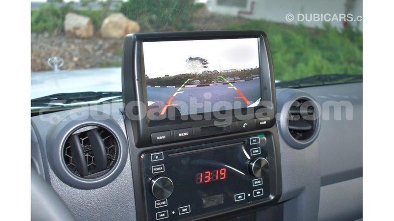 Big with watermark toyota land cruiser antigua import dubai 1629