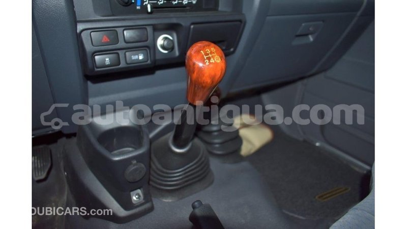 Big with watermark toyota land cruiser antigua import dubai 1629