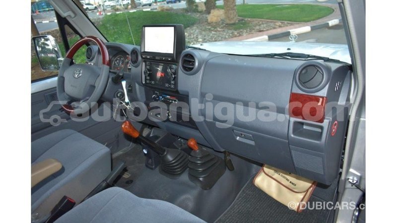Big with watermark toyota land cruiser antigua import dubai 1629