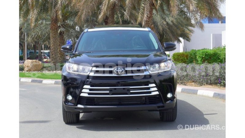 Big with watermark toyota highlander antigua import dubai 1630