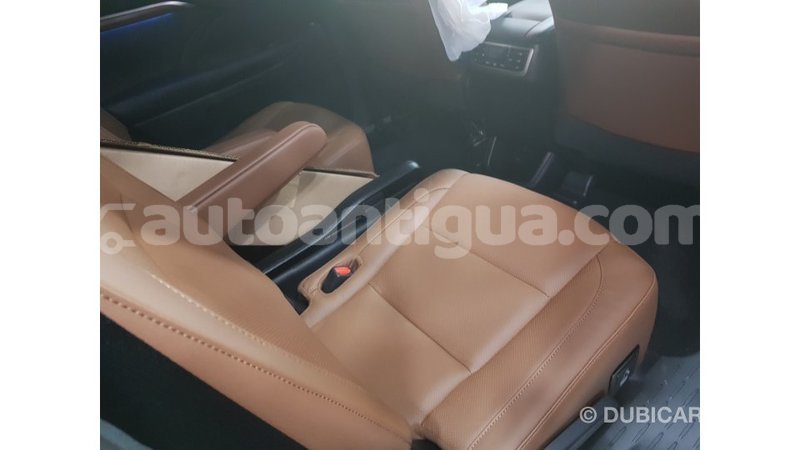 Big with watermark toyota highlander antigua import dubai 1630