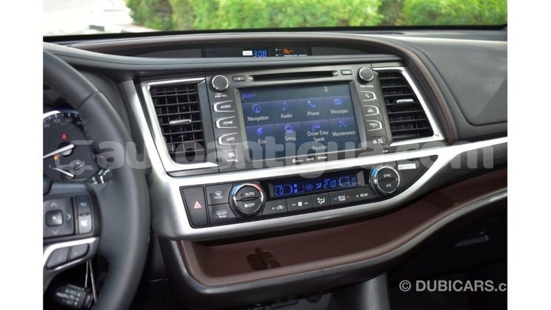 Big with watermark toyota highlander antigua import dubai 1630