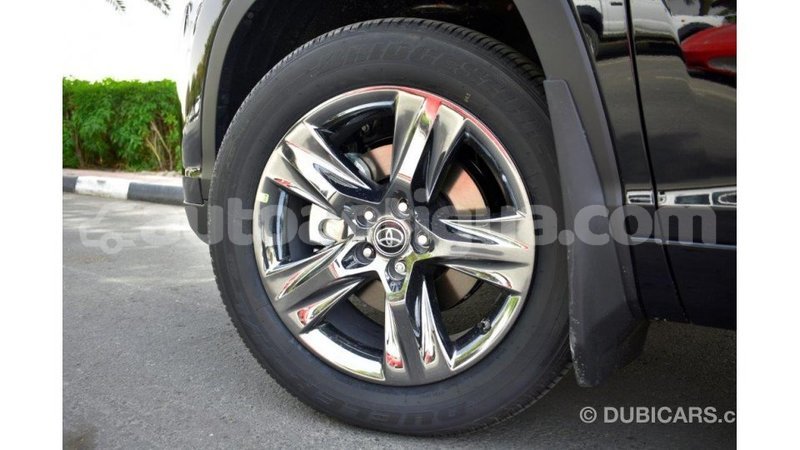 Big with watermark toyota highlander antigua import dubai 1630