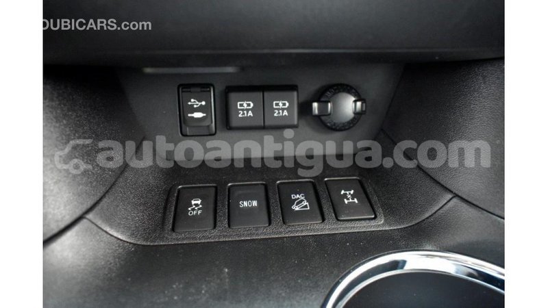 Big with watermark toyota highlander antigua import dubai 1630