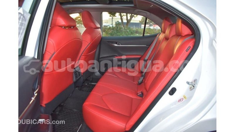 Big with watermark toyota camry antigua import dubai 1631