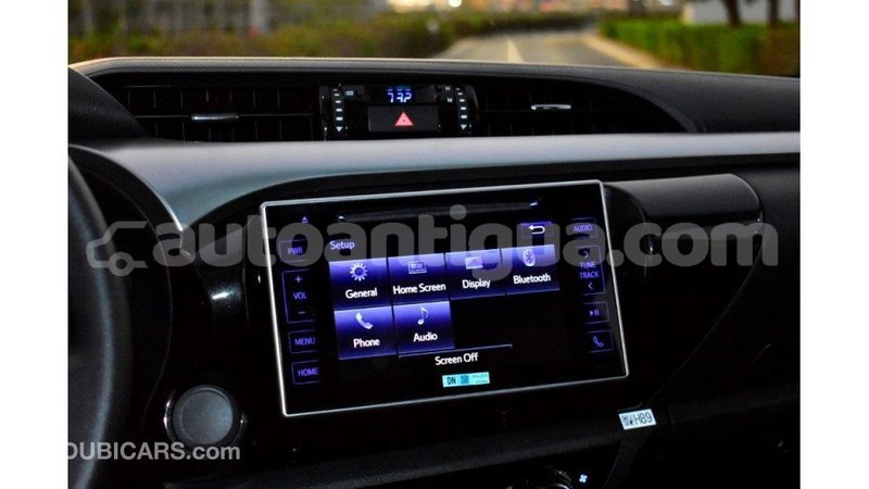 Big with watermark toyota hilux antigua import dubai 1635