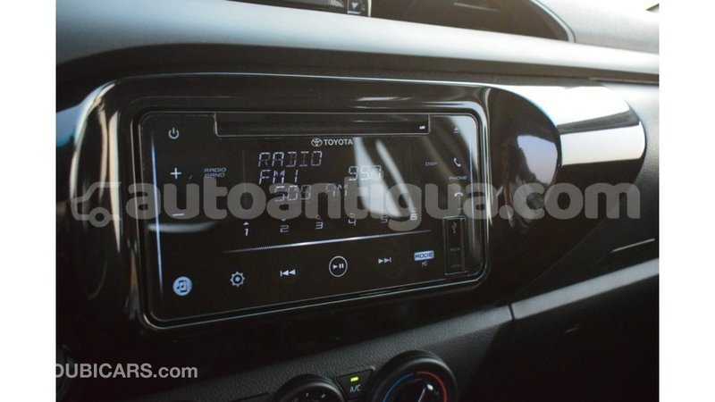Big with watermark toyota hilux antigua import dubai 1637