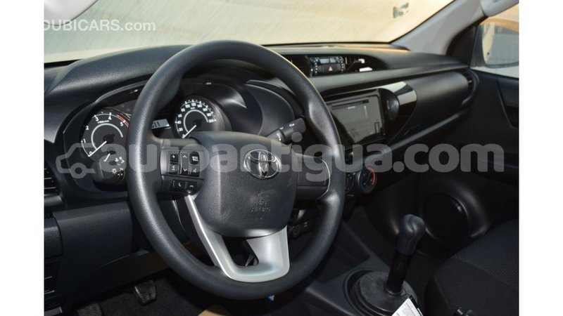 Big with watermark toyota hilux antigua import dubai 1637