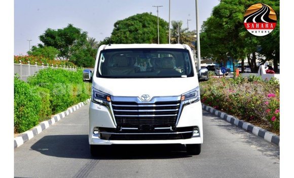 Buy Import Toyota Granvia White Car in Import - Dubai in Antigua Buy Import Toyota Granvia White Car in Import - Dubai in Antigua