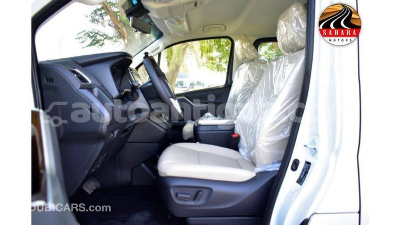 Big with watermark toyota granvia antigua import dubai 1642