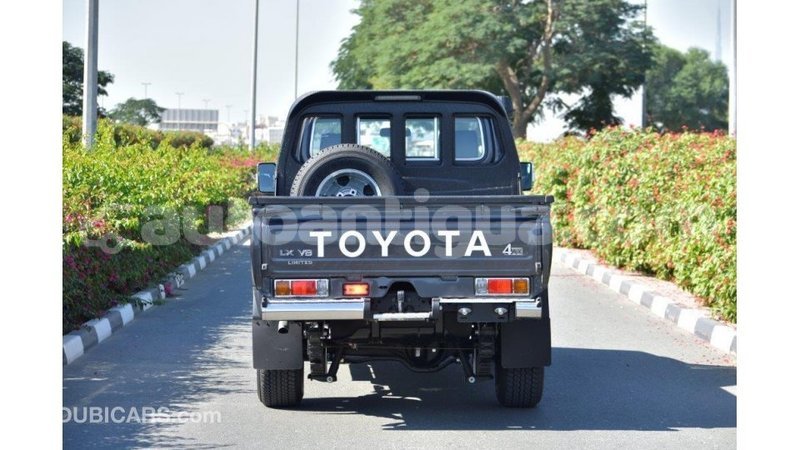 Big with watermark toyota land cruiser antigua import dubai 1643