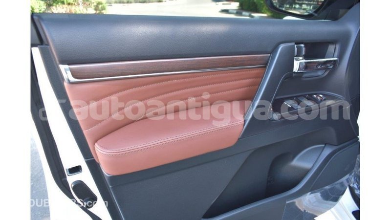 Big with watermark toyota land cruiser antigua import dubai 1645
