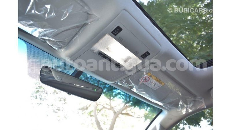 Big with watermark toyota land cruiser antigua import dubai 1645