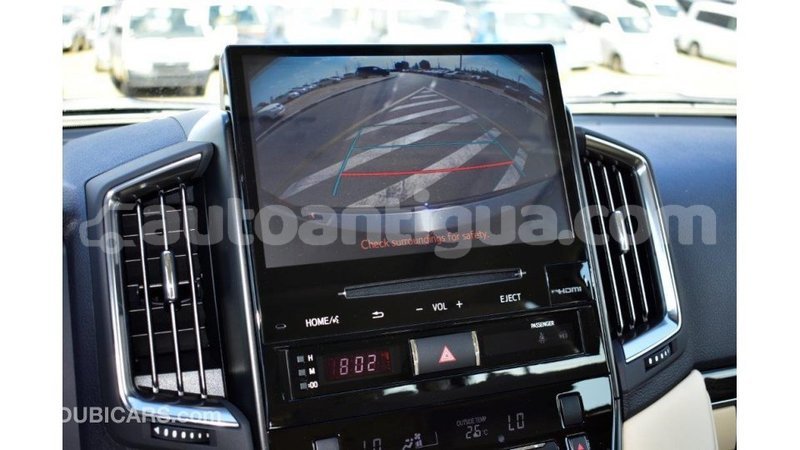 Big with watermark toyota land cruiser antigua import dubai 1646