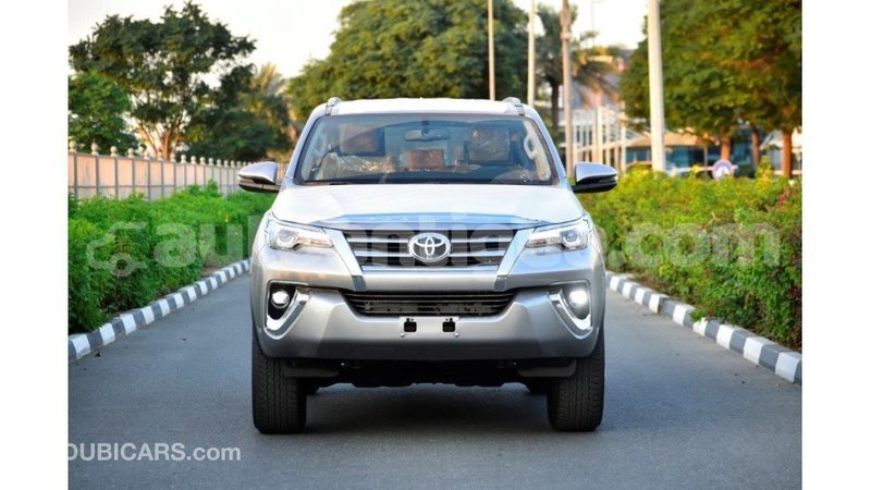 Big with watermark toyota fortuner antigua import dubai 1647