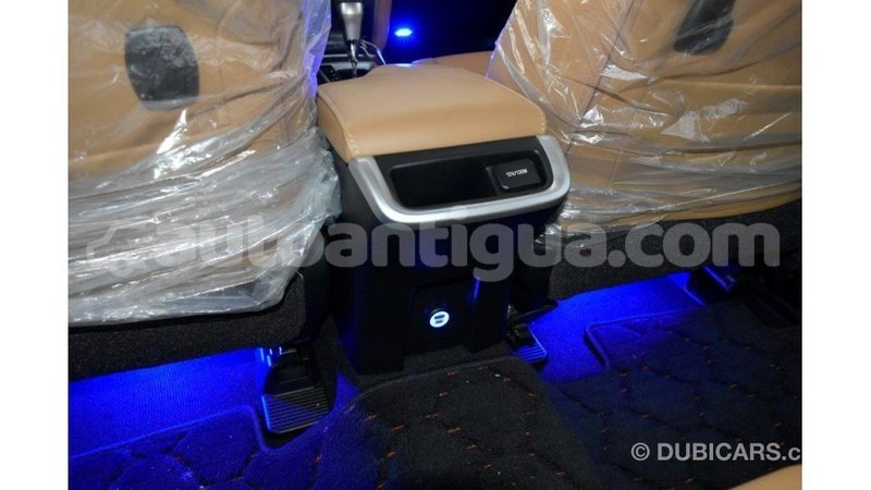 Big with watermark toyota fortuner antigua import dubai 1647