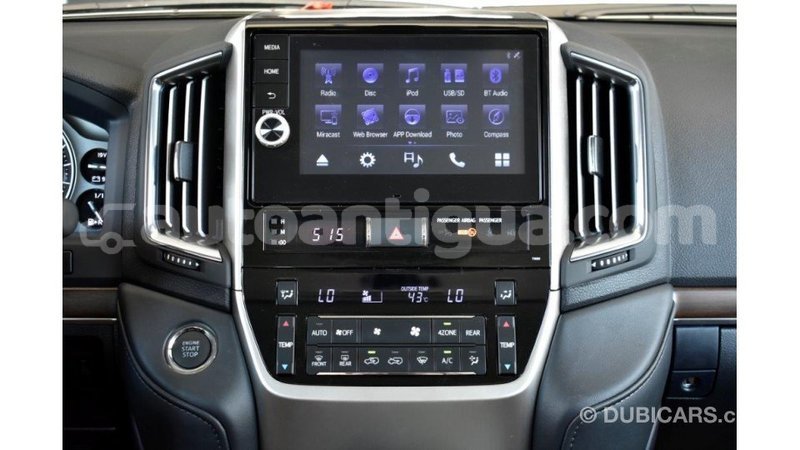 Big with watermark toyota land cruiser antigua import dubai 1648