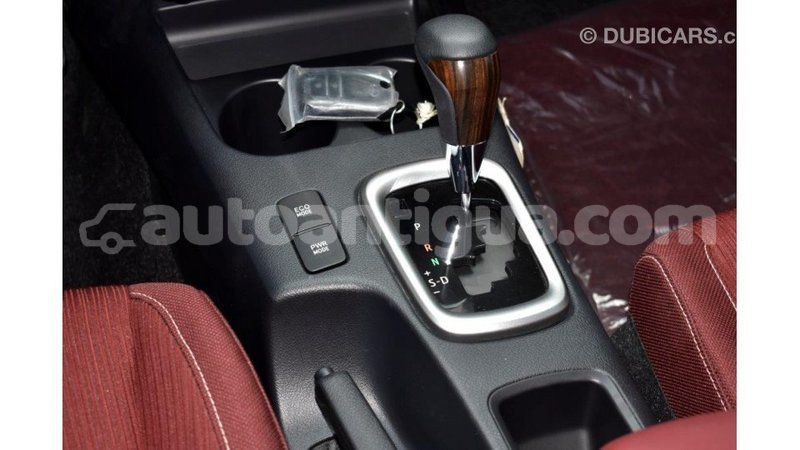 Big with watermark toyota hilux antigua import dubai 1651