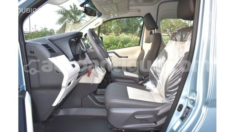 Big with watermark toyota hiace antigua import dubai 1652